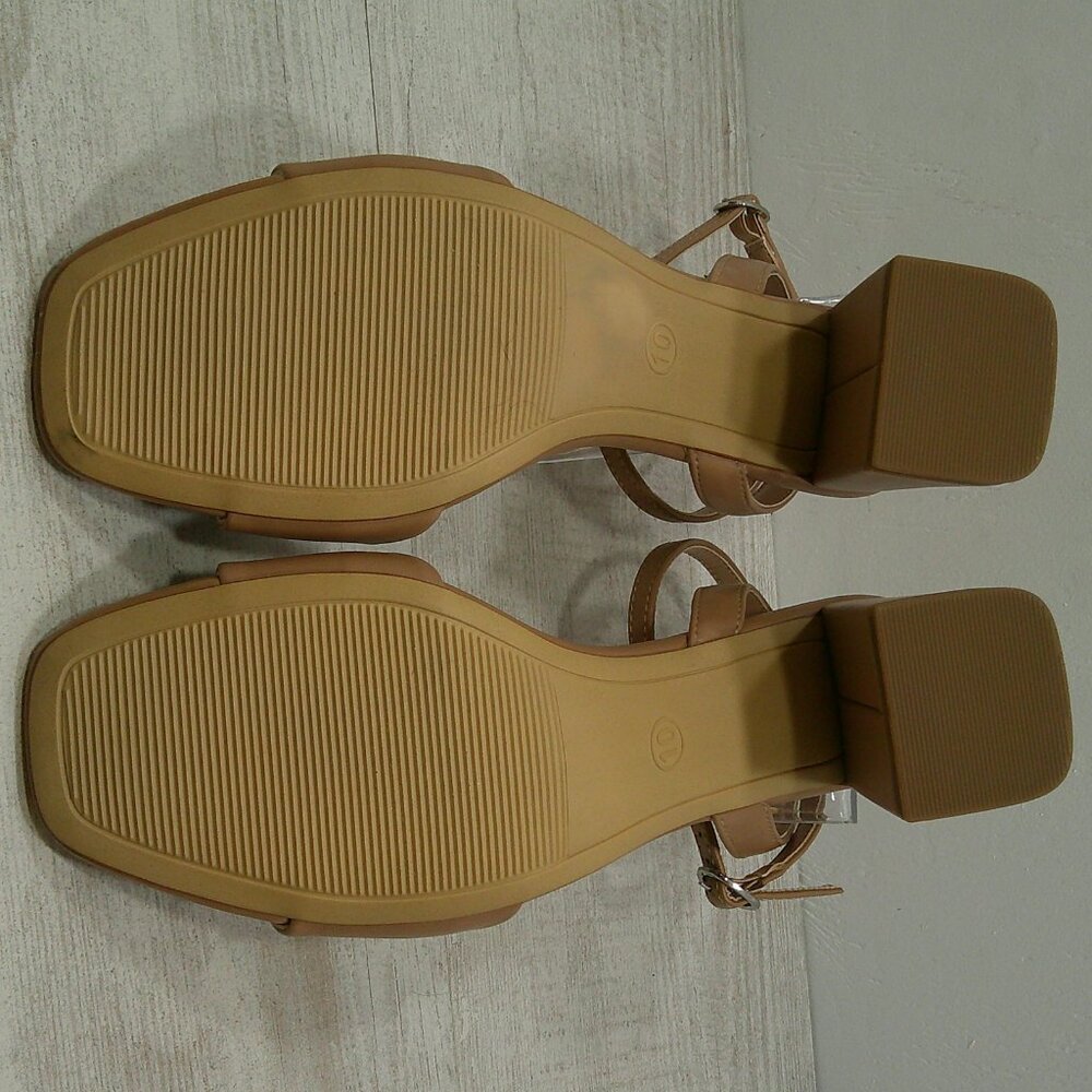 Womans Haley Ankle Strap Block Heels Nude Tan Sandals Size 10 M - Picture 11 of 11